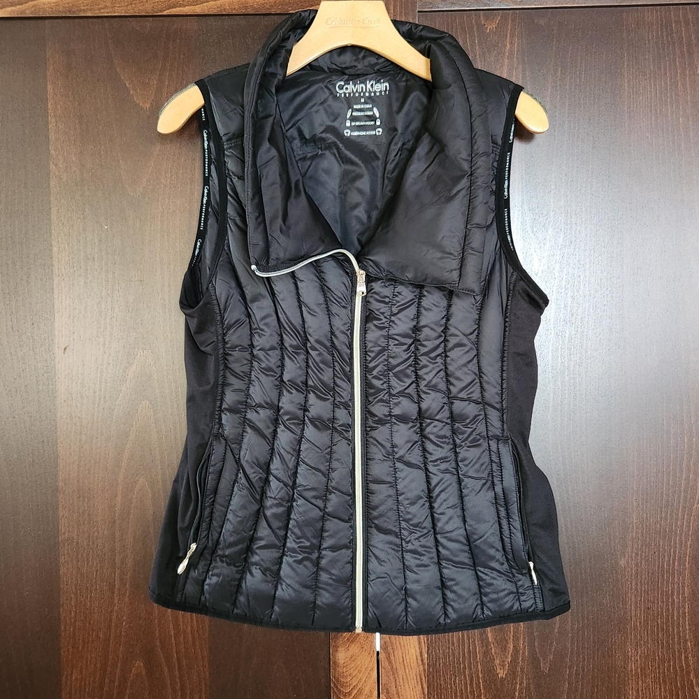 Calvin Klein Women's Black Quilted Vest